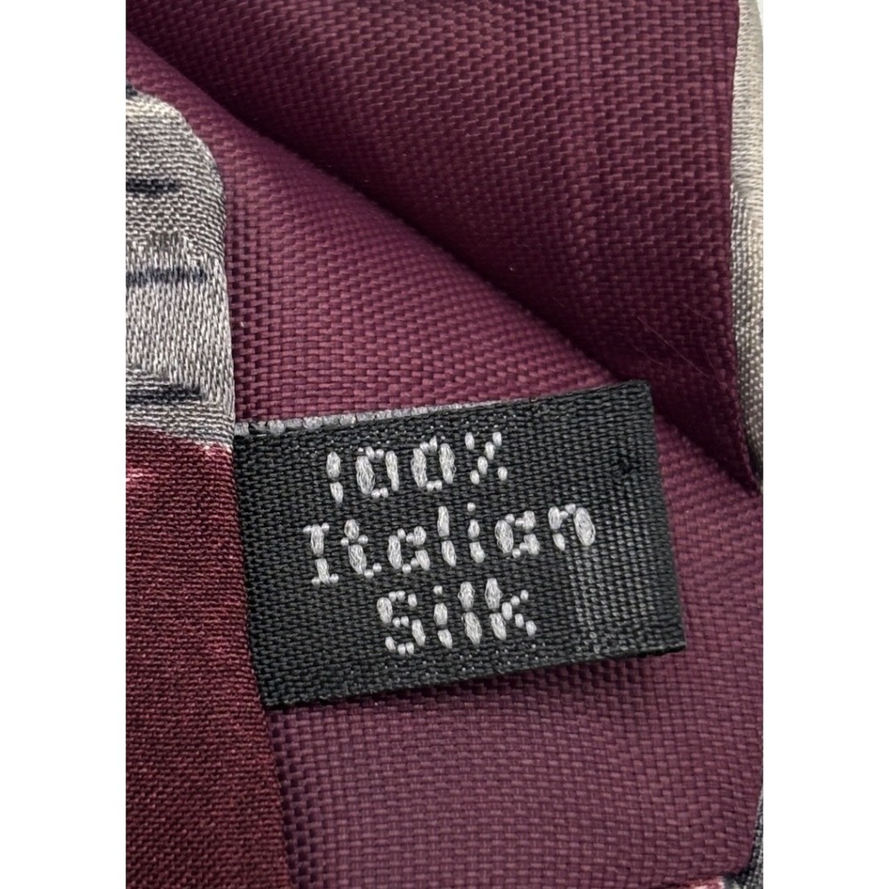 Don Loper Beverly Hills 100% Italian Silk Abstract Burgundy Gray Men's Tie - Picture 5 of 5